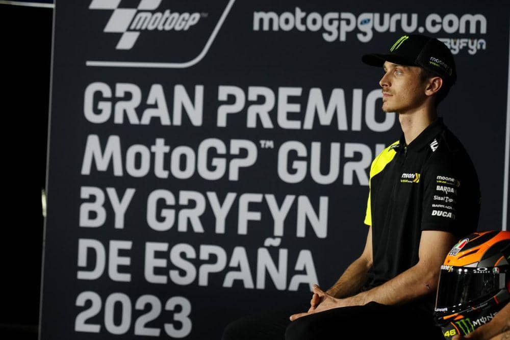 Luca Marini saat menghadiri konferensi pers GP Spanyol 2023. (motogp.com)