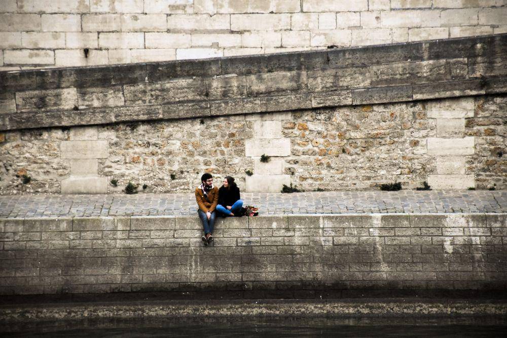 ilustrasi pasangan romantis (unsplash.com/saeed mhmdi)