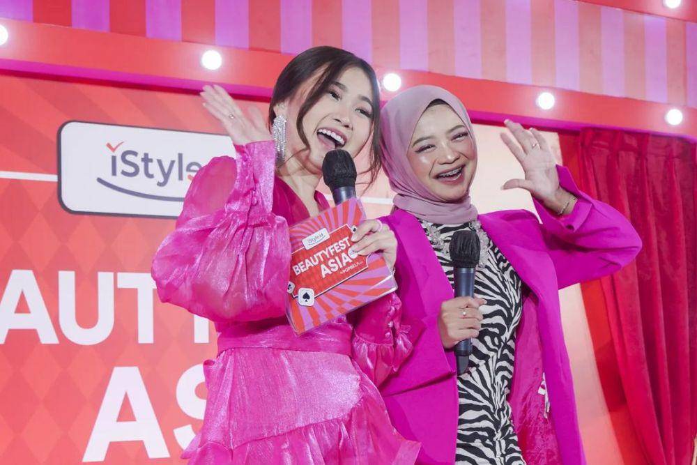 Beauty talk dengan Cyntia Ucing berjudul 'Beauty Activism: Making a Difference'' di BeautyFest Asia 2023 pada Jumat (2/06/2023) di Ritz-Carlton Pacific Place (instagram.com/beautyfest.asia)