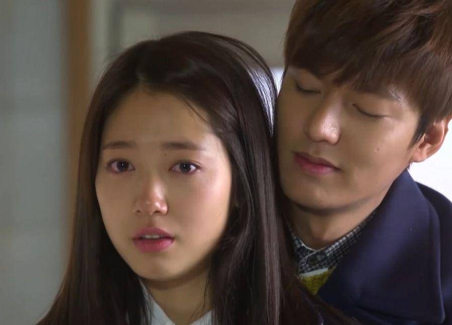 Park Shin Hye dan Lee Min Ho di The Heirs (youtube.com/SBS Catch)