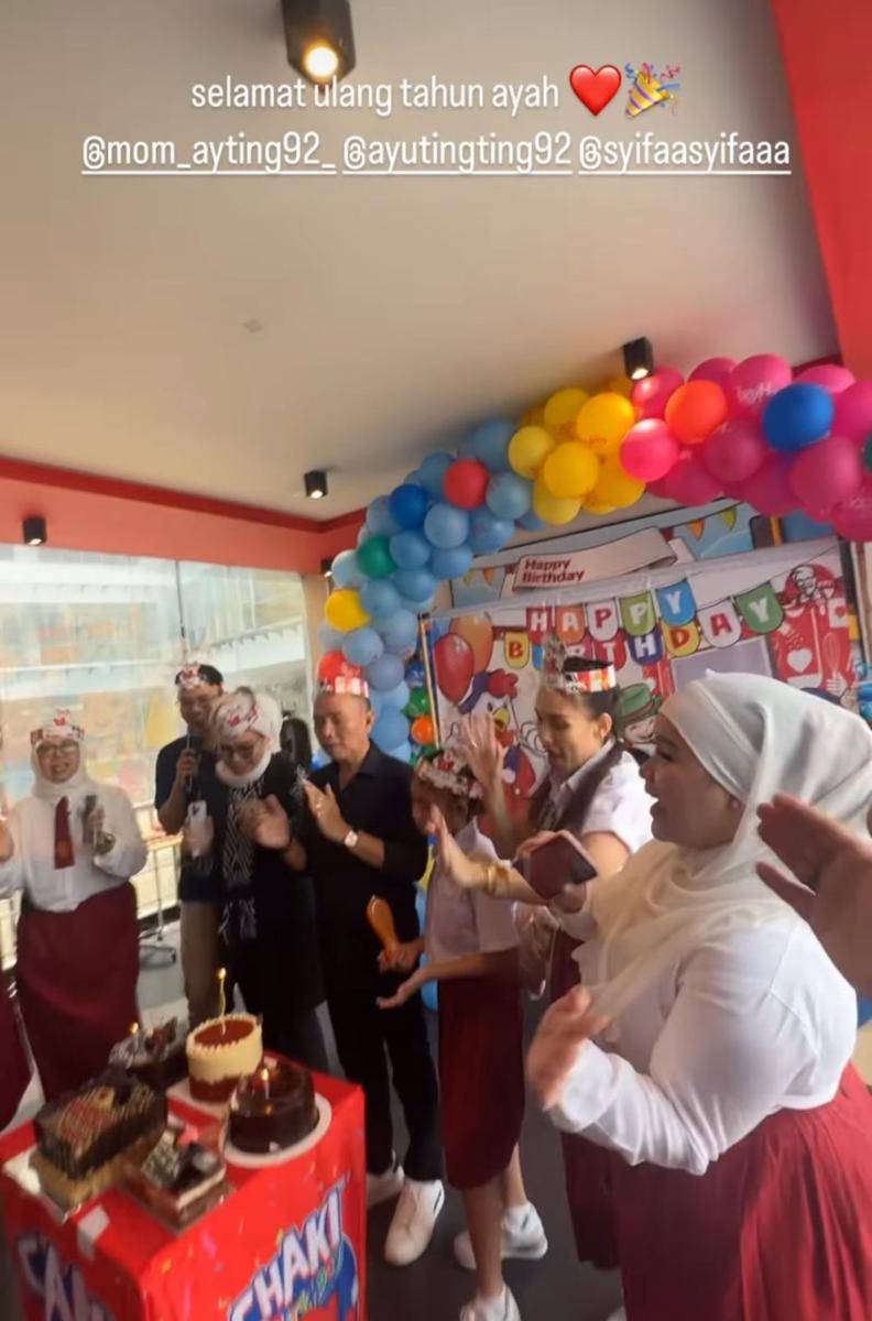 ulang tahun Ayah Ayu Ting Ting (Instagram.com/kriznafahrezi)