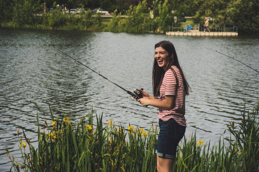 ilustrasi memancing (pexels.com/Brett Sayles)