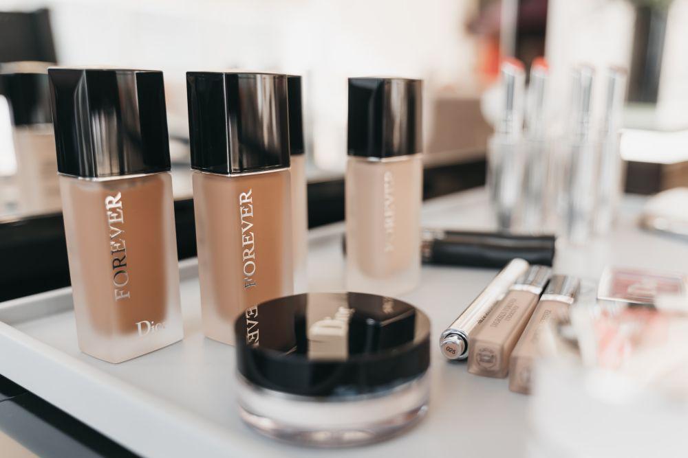 5 Tips Menggunakan Concealer yang Tepat untuk Look yang Flawless