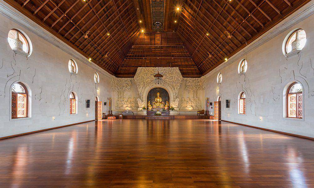 Vihara Buddha Sakyamuni Denpasar (viharabuddhasakyamuni.org)