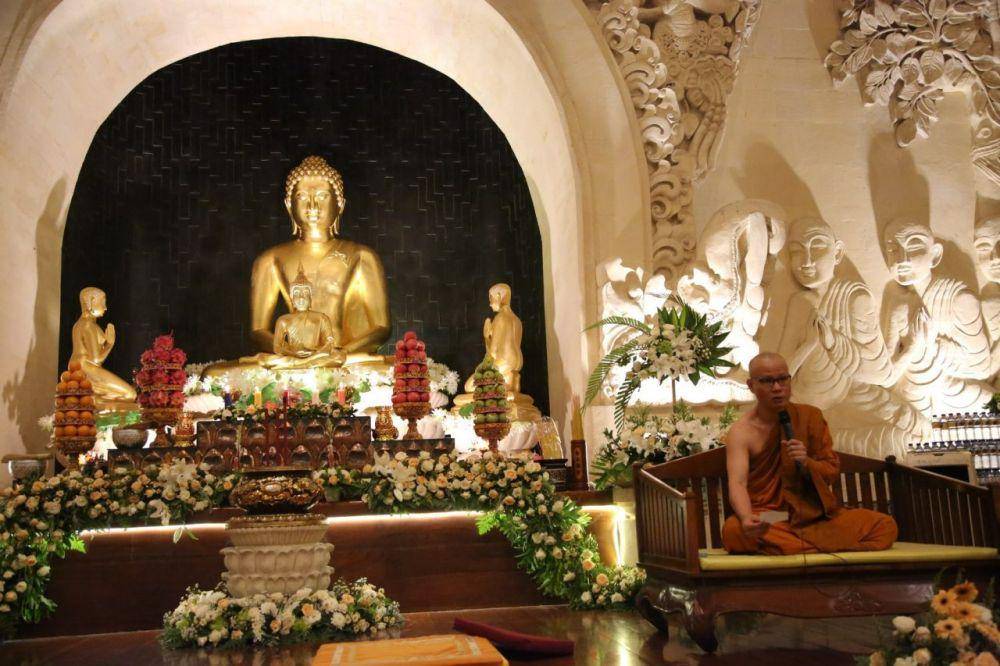 Vihara Buddha Sakyamuni Denpasar (viharabuddhasakyamuni.org)