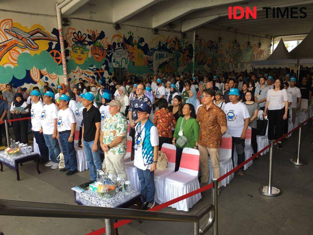 Dinas Lingkungan Hidup DKI Jakarta meluncurkan tiga alat pemantau kualitas udara (IDN Times/Irfan Fathurohman)