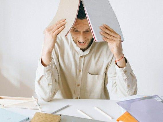 5 Tips Mengatasi Tugas Menumpuk, Pakai Skala Prioritas