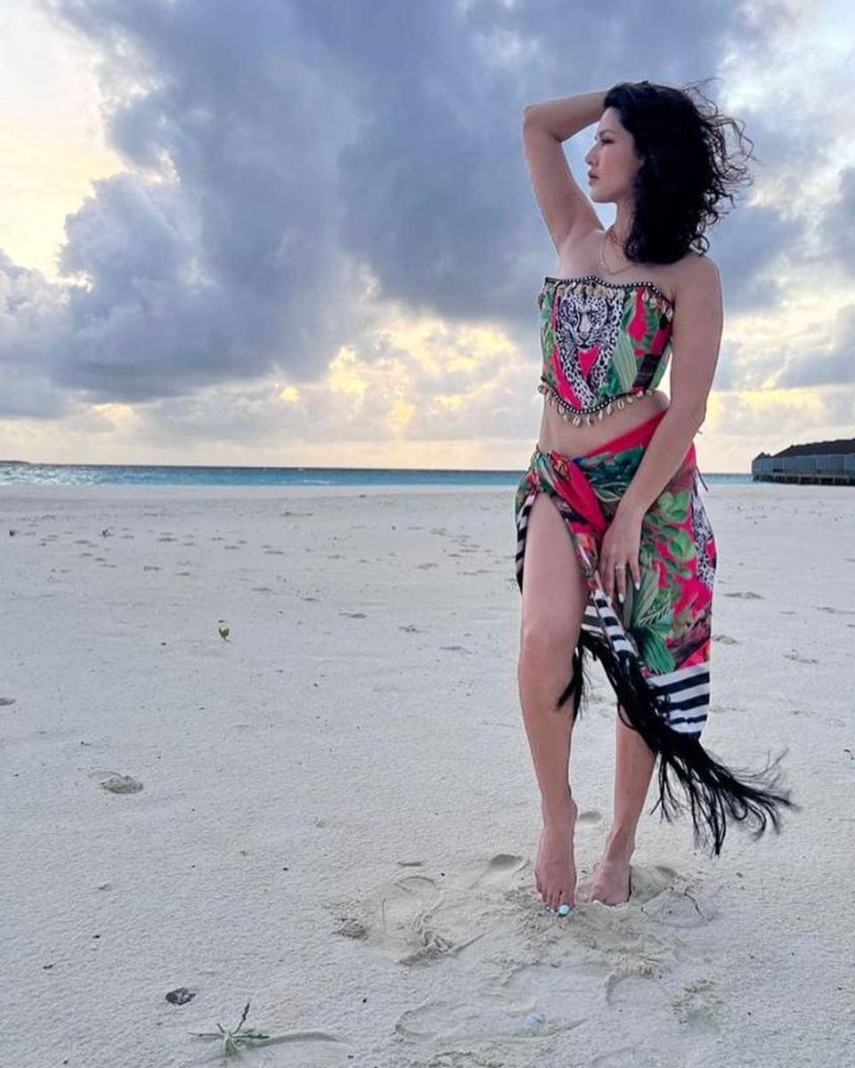 Sunny Leone (instagram.com/sunnyleone)