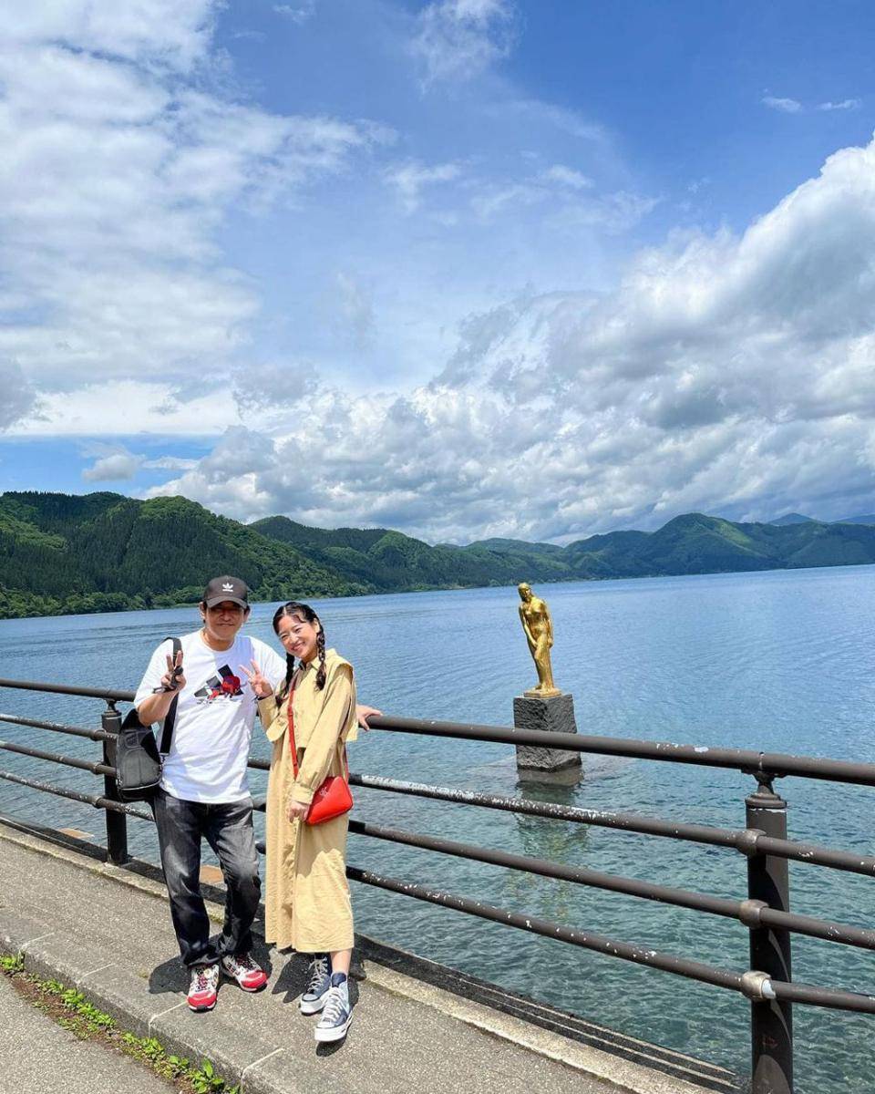 potret Haruka Nakagawa dan keluarga (instagram.com/haruuuu_chan)