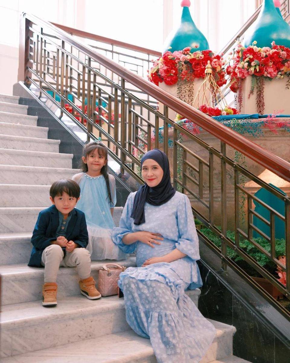 potret Ryana Dea dan buah hati (instagram.com/ryana_dea)