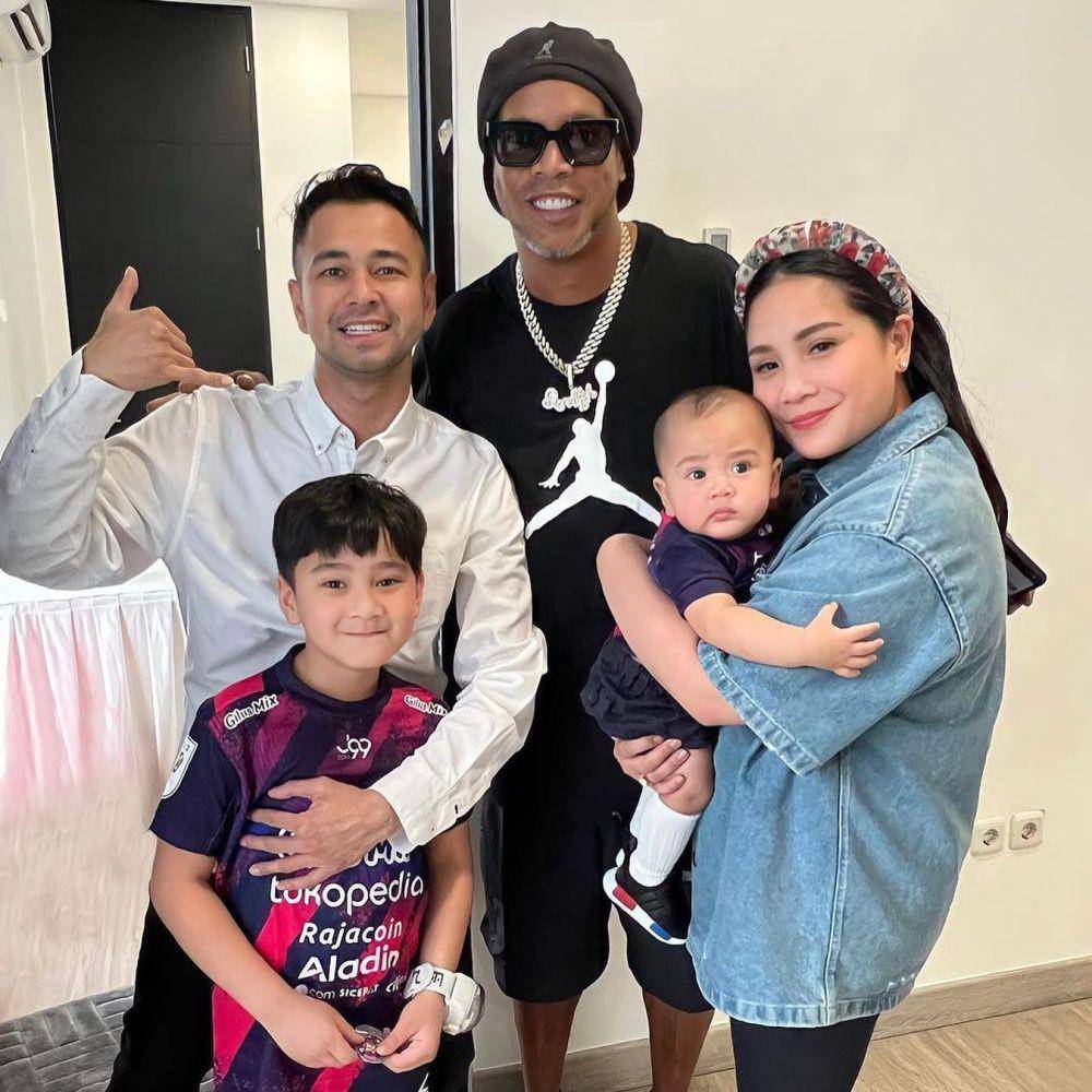 Rafathar foto bareng publik figur dunia (instagram.com/raffinagita1717)