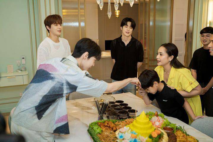 Rafathar foto bareng publik figur dunia (instagram.com/raffinagita1717)