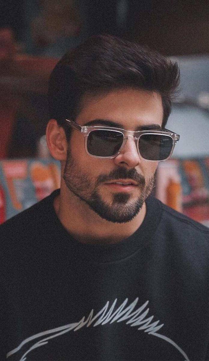 Ilustrasi cowok dengan gaya short beard (Pinterest.com)