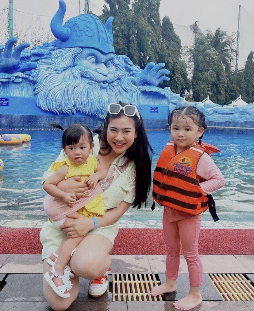 potret ultah Thalia dan Thania (Instagram.com/felicyangelista_)
