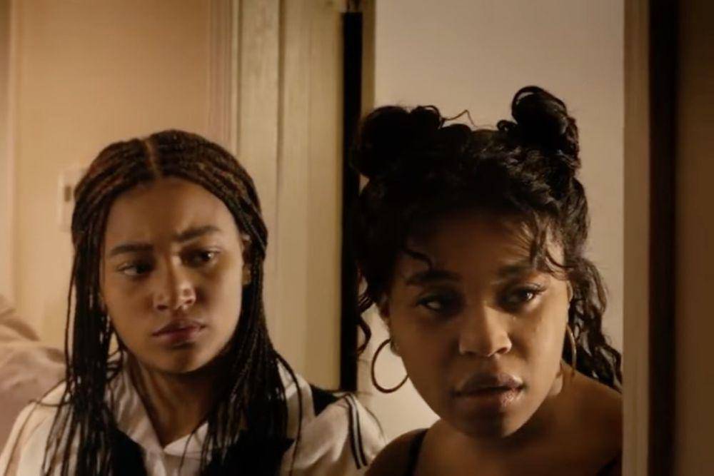 Dominique Fishback (kanan) dalam film The Hate U Give (dok. 20th Century Studios/The Hate U Give)
