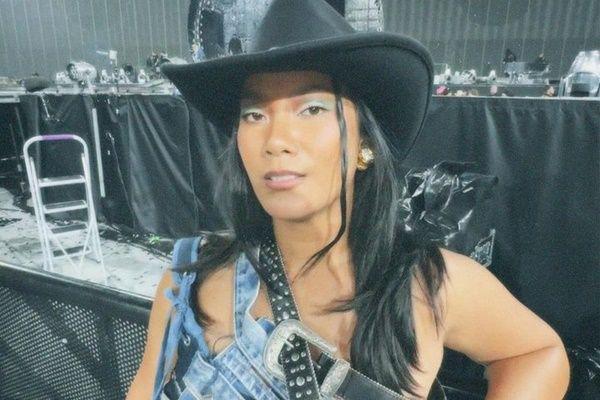 8 Potret Tara Basro Nonton Konser Beyonce di Inggris, Kece Badai