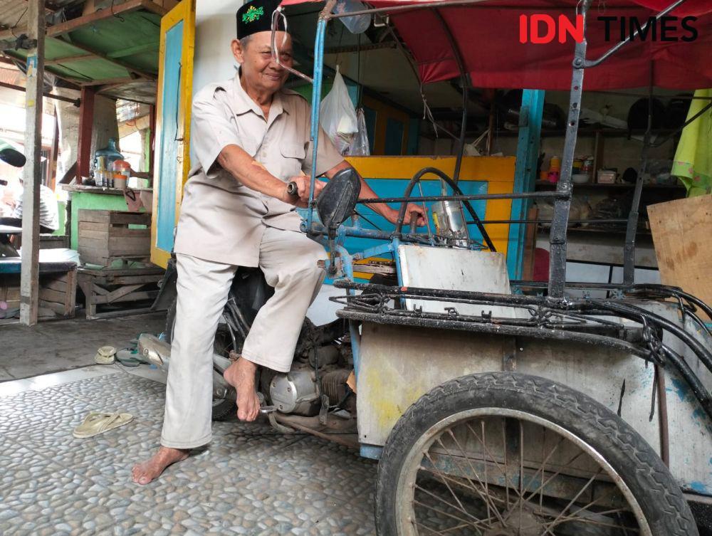 Kegigihan M Mujib, Tukang Becak yang Naik Haji Tahun Ini