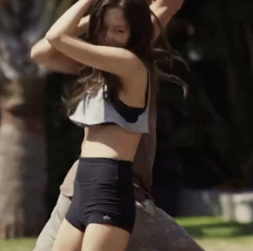 Jennie di serial The Idol (koreaboo.com)