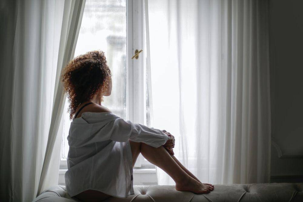 ilustrasi menenangkan diri (pexels.com/Andrea Piacquadio)