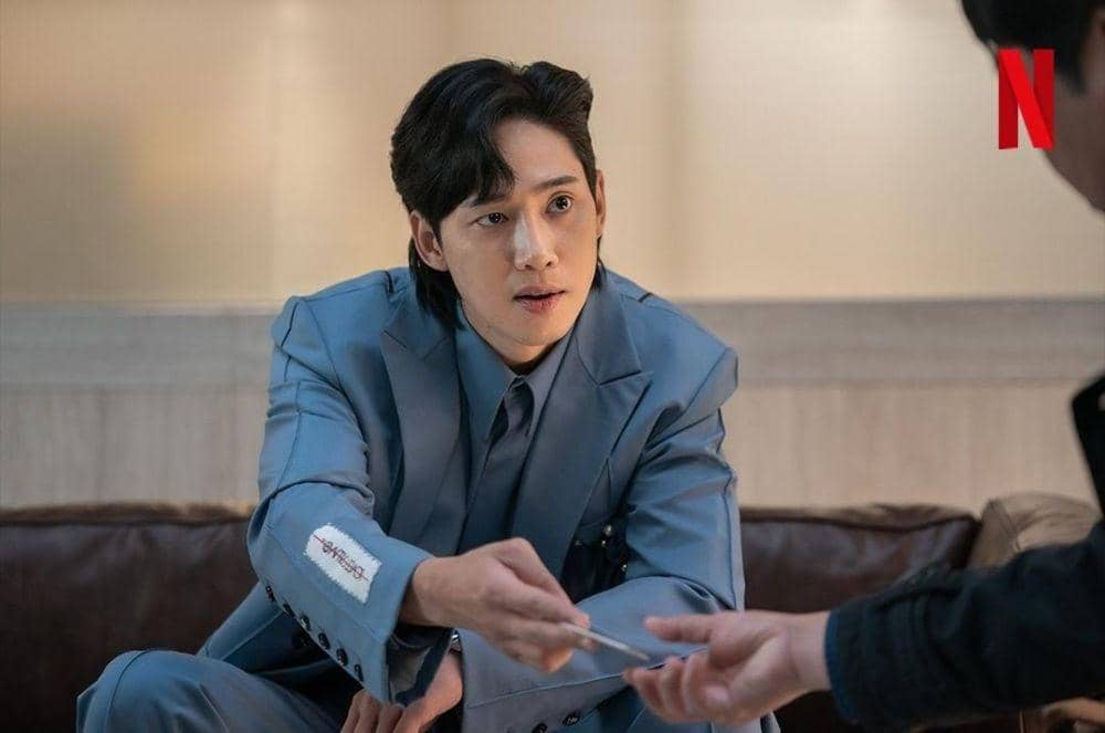 Park Sung Hoon di drama The Glory (instagram.com/netflixkr)