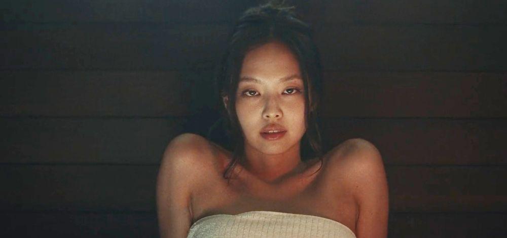 8 Kontroversi Episode 1 The Idol, Termasuk Adegan Jennie di Sauna!