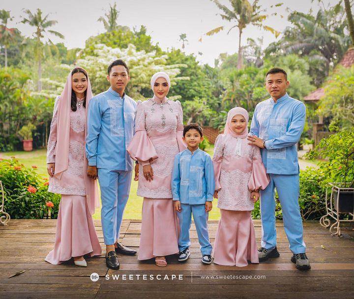 potret keluarga Atta dan Aurel (Instagram.com/ashanty_ash)