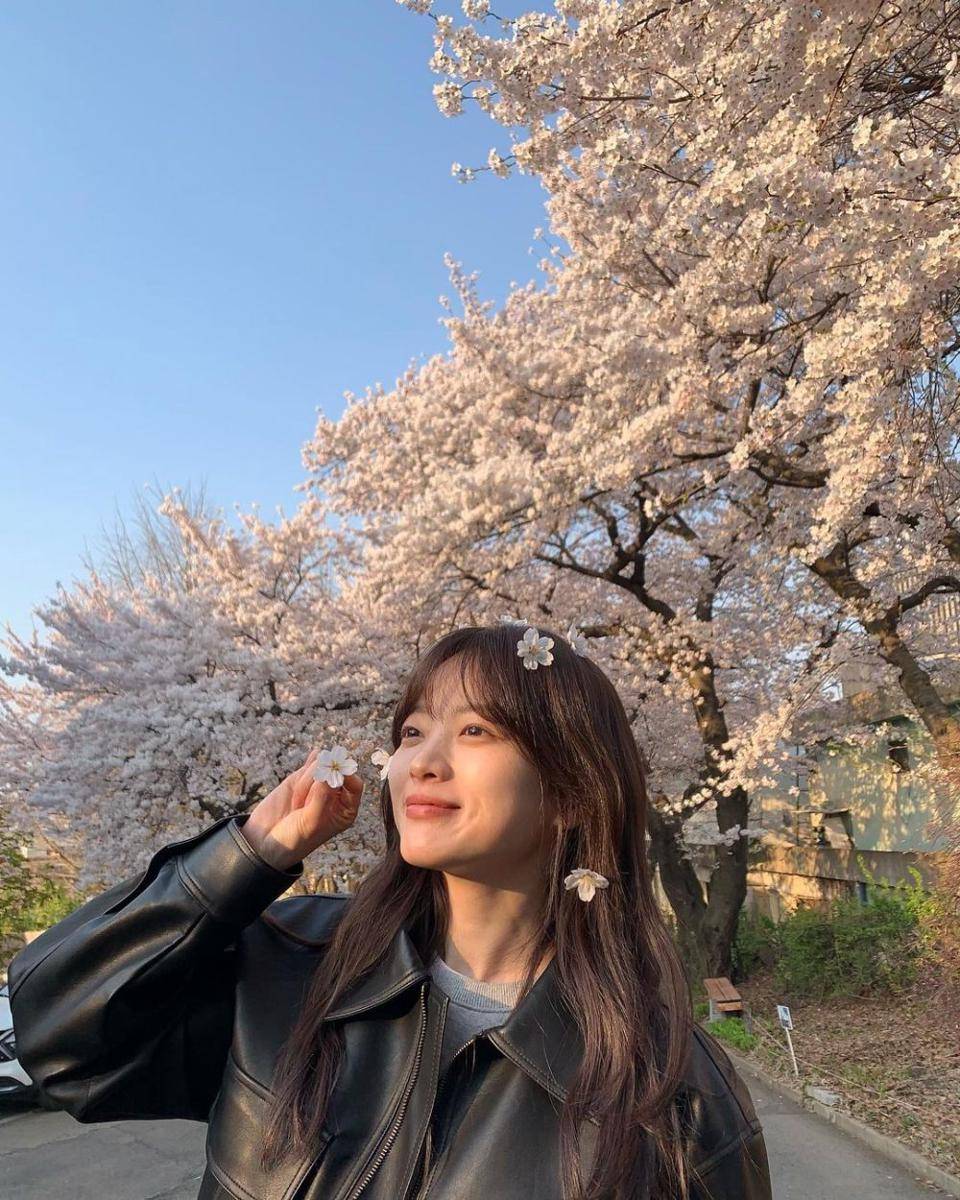 Chun Woo Hee (instagram.com/thousand_wooo)