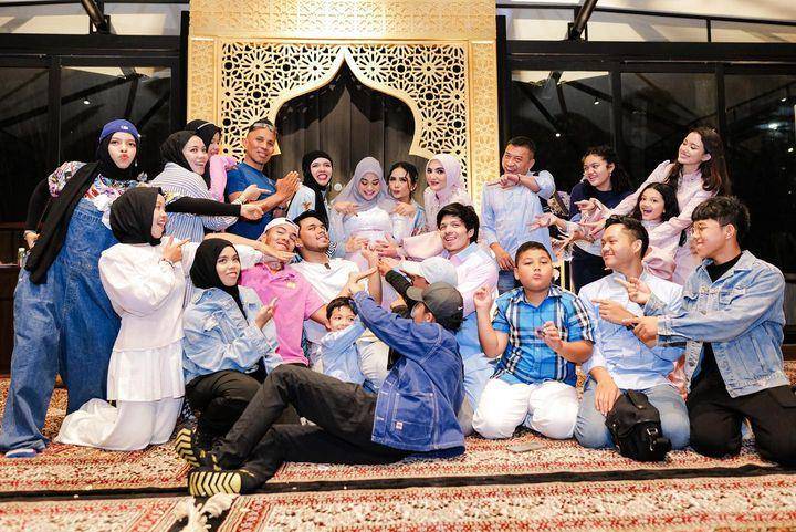 potret keluarga Atta dan Aurel (Instagram.com/attahalilintar)