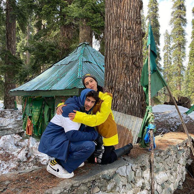 Sara dan Ibrahim Ali Khan (instagram.com/saraalikhan95)