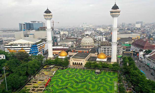 5 Wisata Religi yang Bikin Happy di Jabar Selain Masjid Al Jabbar