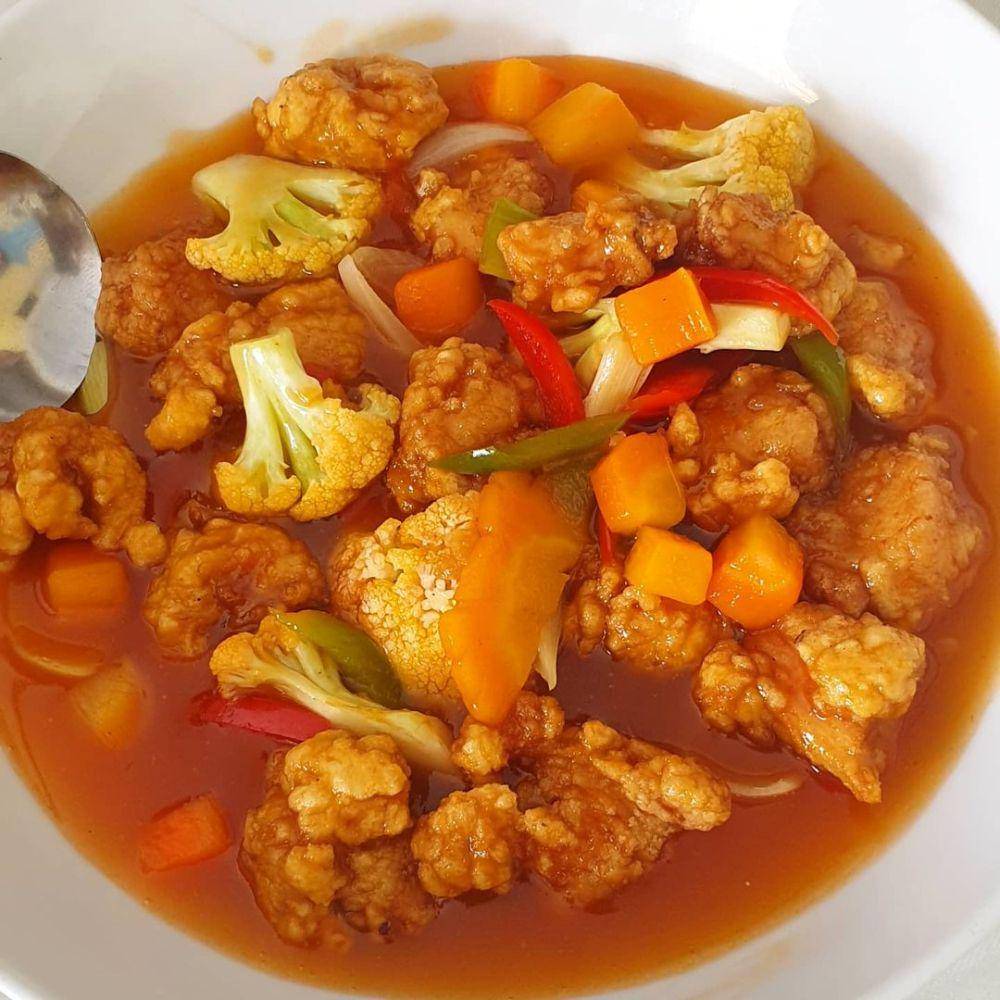 ayam asam manis (instagram.com/lilywidjaja7788)