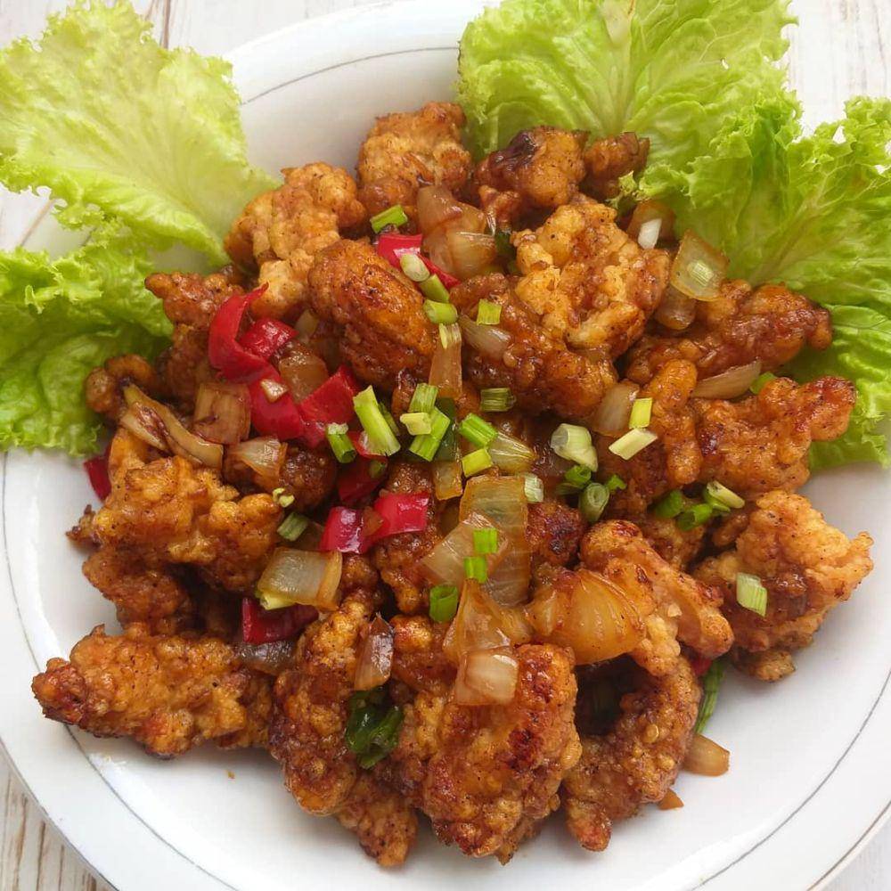 ayam lada hitam (instagram.com/_melskitchen)