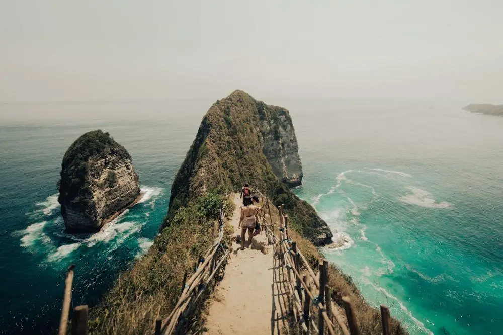 Rohiba jinsiy aloqasini tomosha qiling Porno aktrisa Jenaveve Pirates