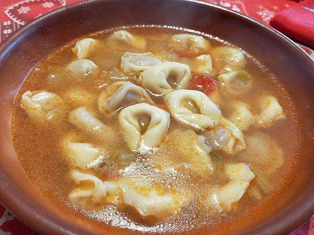 tortellini (commons.wikimedia.org/Marica Massaro)