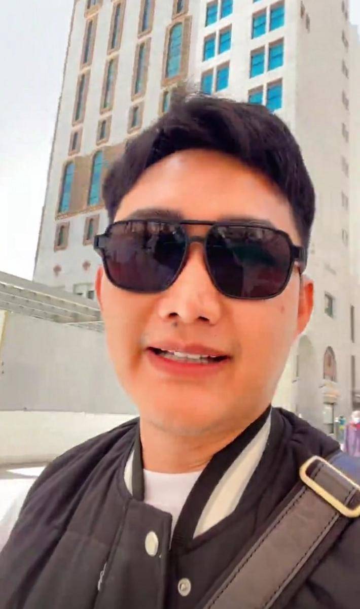 potret Boby Tince pergi ibadah haji tahun 2023 (instagram.com/boby_tince)