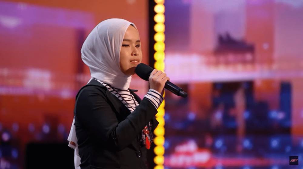 Detik-detik Putri Ariani mendapatkan Golden Buzzer. (youtube.com/@AGT)