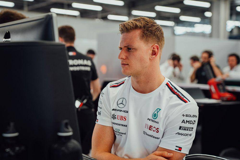 pembalap cadangan Mercedes Mick Schumacher (twitter.com/schumachermick)
