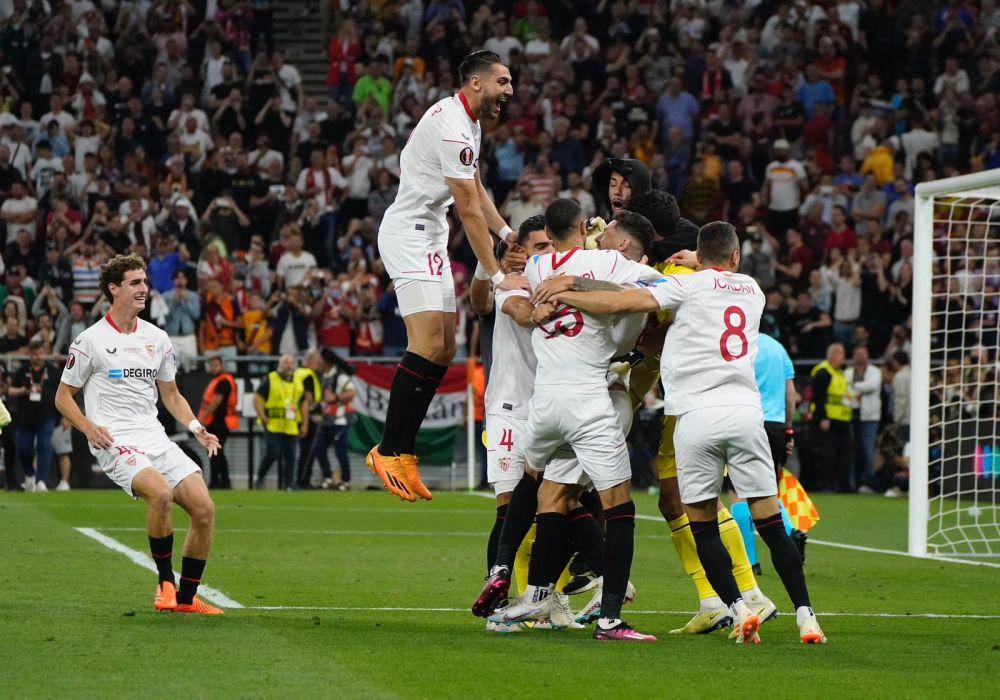 Sevilla (sevillafc.es)