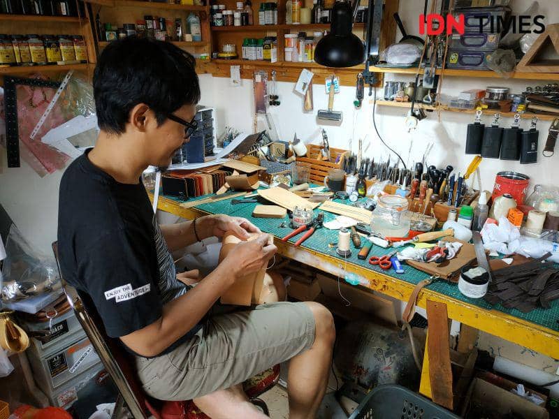 Berawal Jadi Reseller, UMKM Kerajinan Kulit Bisa Cuan Ratusan Juta