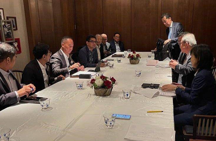 Menperin Agus Gumiwang Kartasasmita bertemu Chairman Daihatsu Motor Co., Ltd Matsubayashi Sunao di Tokyo, Jepang, 6 Juni 2023. (dok. Kemenperin)