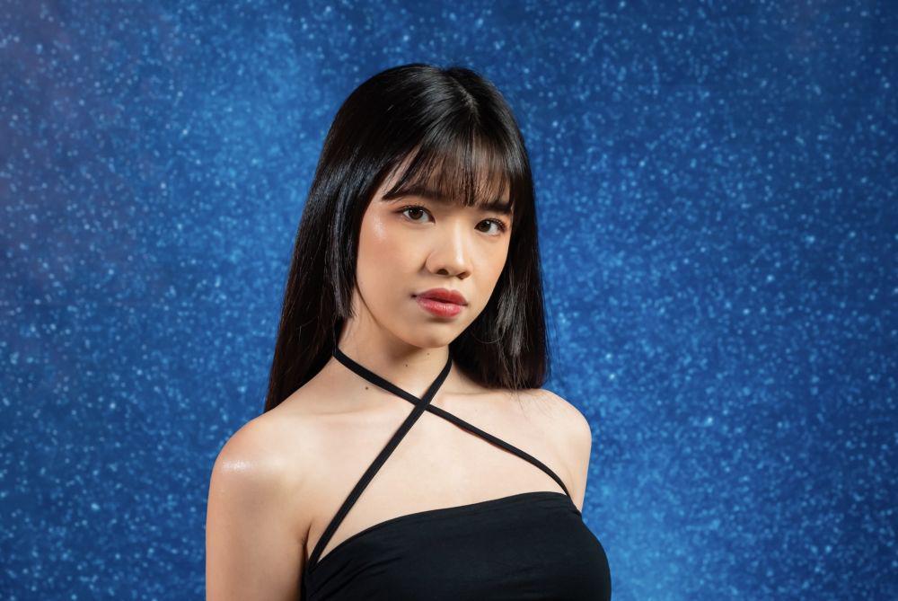 Segera Lulus, 7 Potret Jesslyn JKT48 yang Akan Dirindukan Fans!