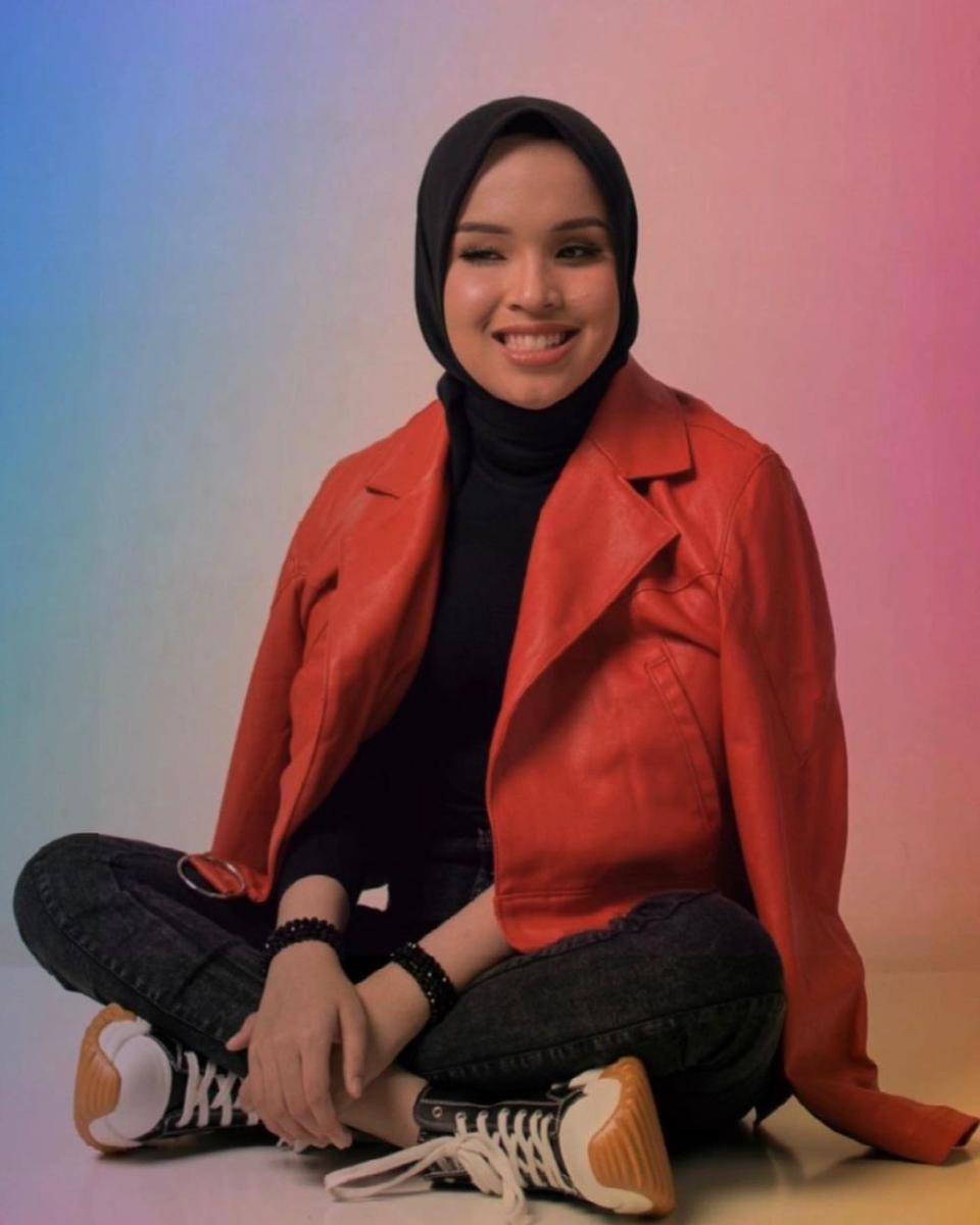 Gaya hijab remaja kekinian ala Putri Ariani (instagram.com/arianinismaputri)