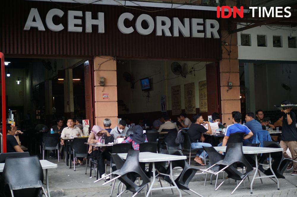 Menikmati Sanger di Aceh Corner, Jadi Tongkrongan yang Muda hingga Tua