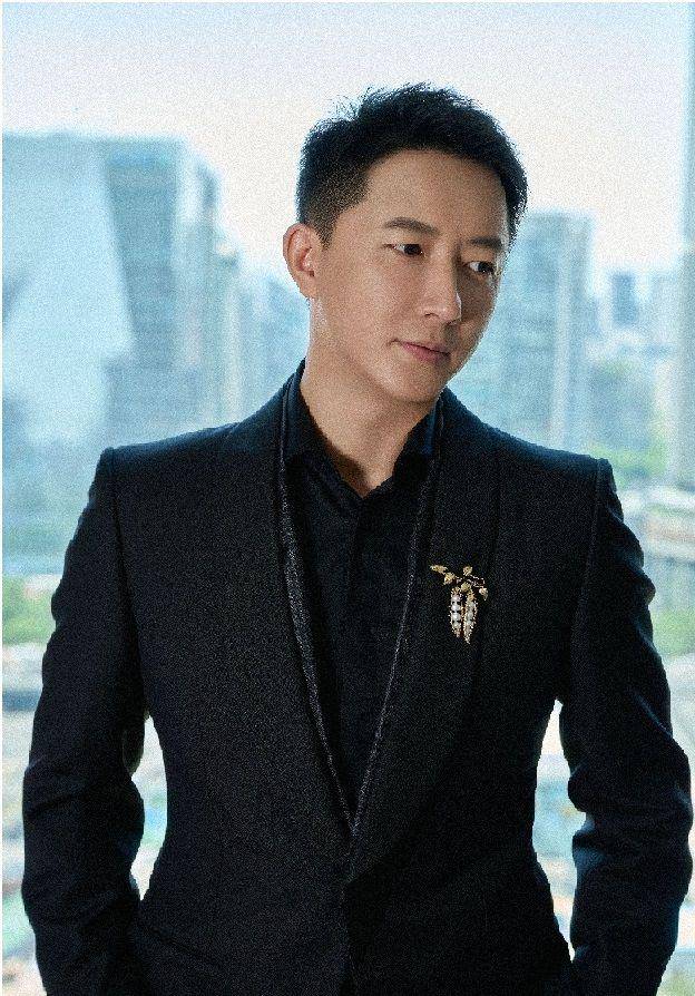 potret Han Geng (weibo.com/chinahangeng)