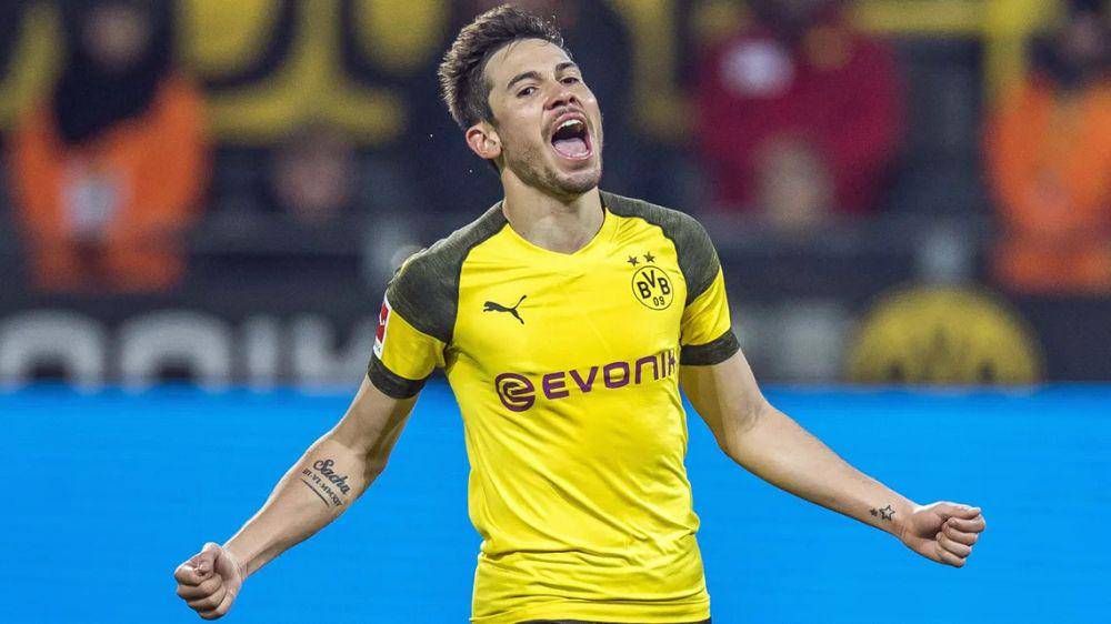 Raphael Guerreiro (bundesliga.com)