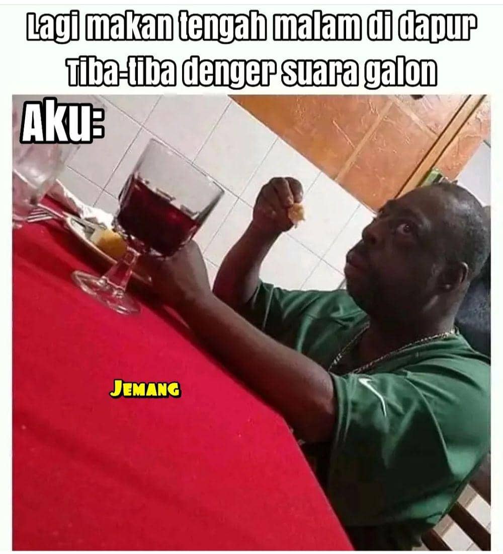 meme lagi makan (instagram.com/jemang.meme.shitposting)