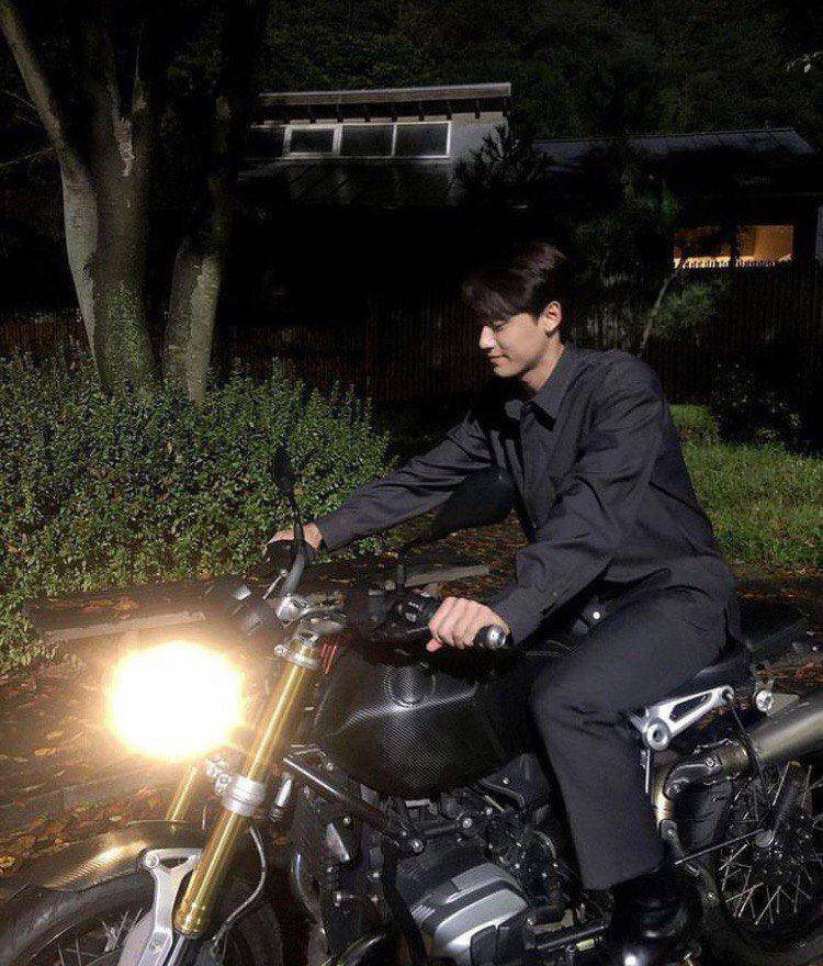 potret Lee Do Hyun (instagram.com/leedohyuunn)