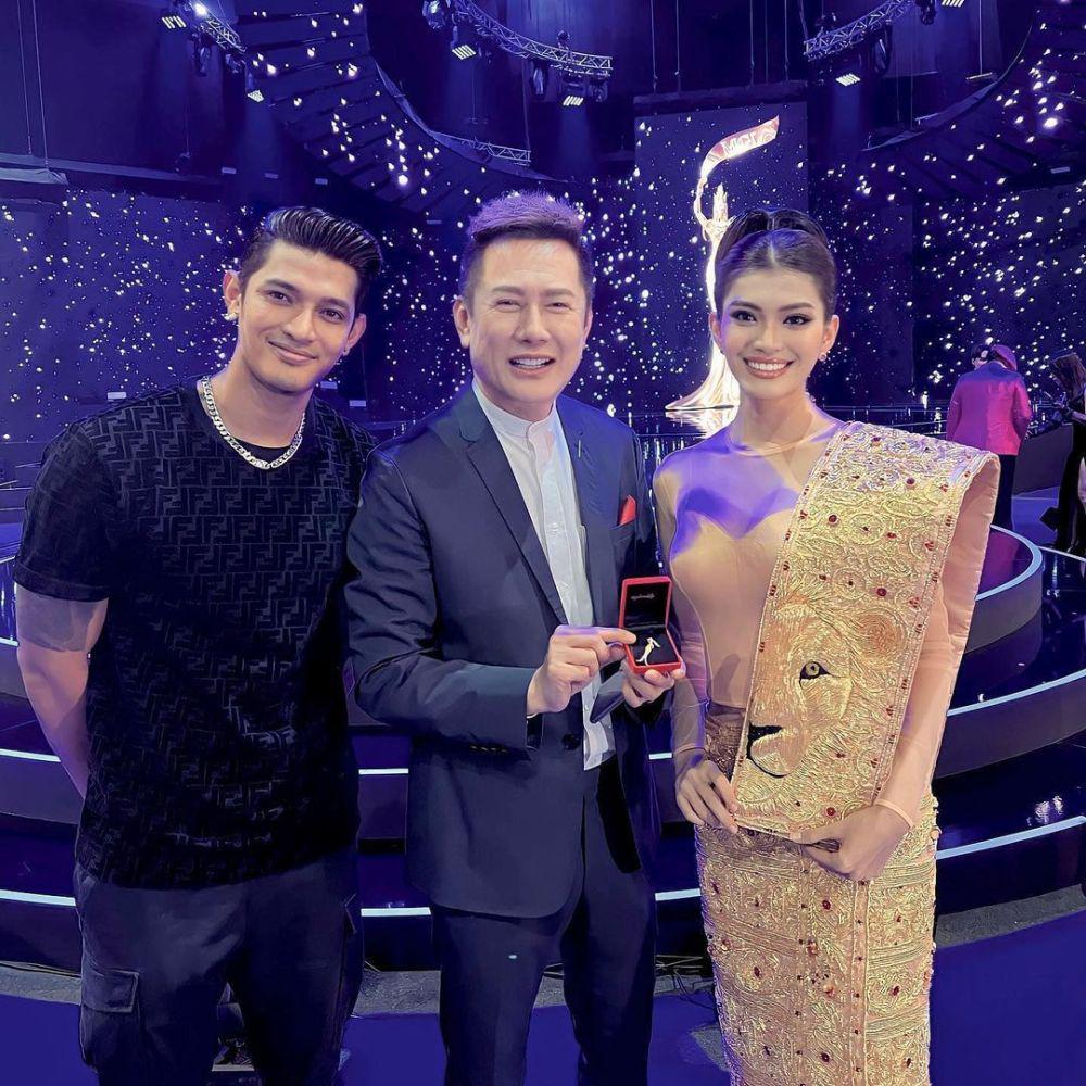 9 Potret Miss Grand Myanmar 2023 Ni Ni Lin Eain, Memukau!