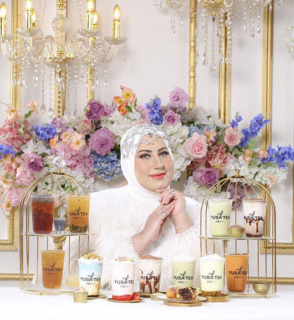 Tasyi Athasyia menjadi brand ambassador Yuba Tea (instagram.com/tasyiiathasyia)