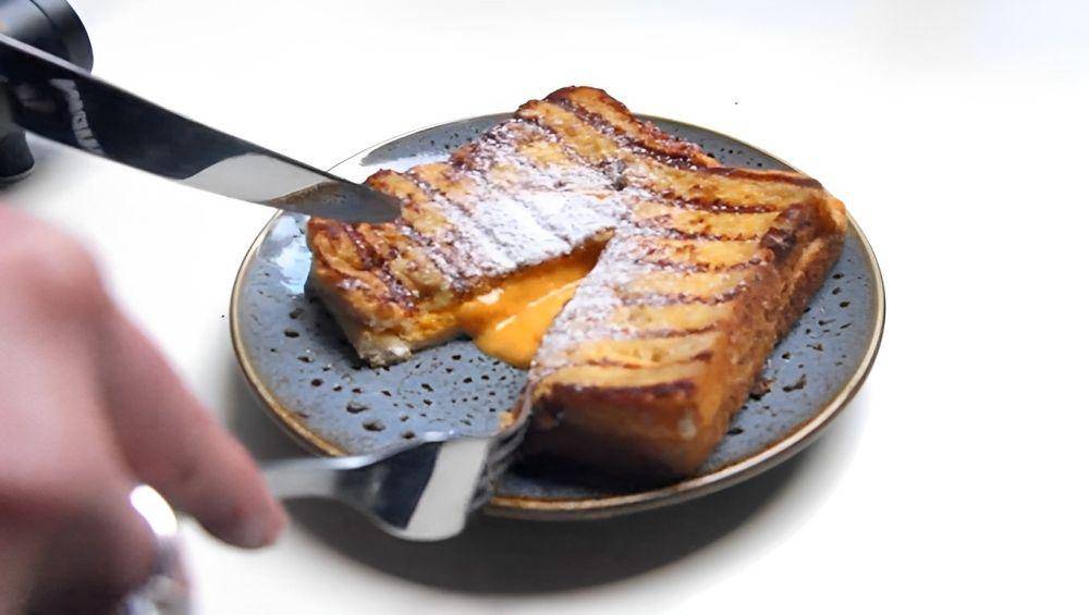 Salted egg french toast. (YouTube.com/Juventia Wu)